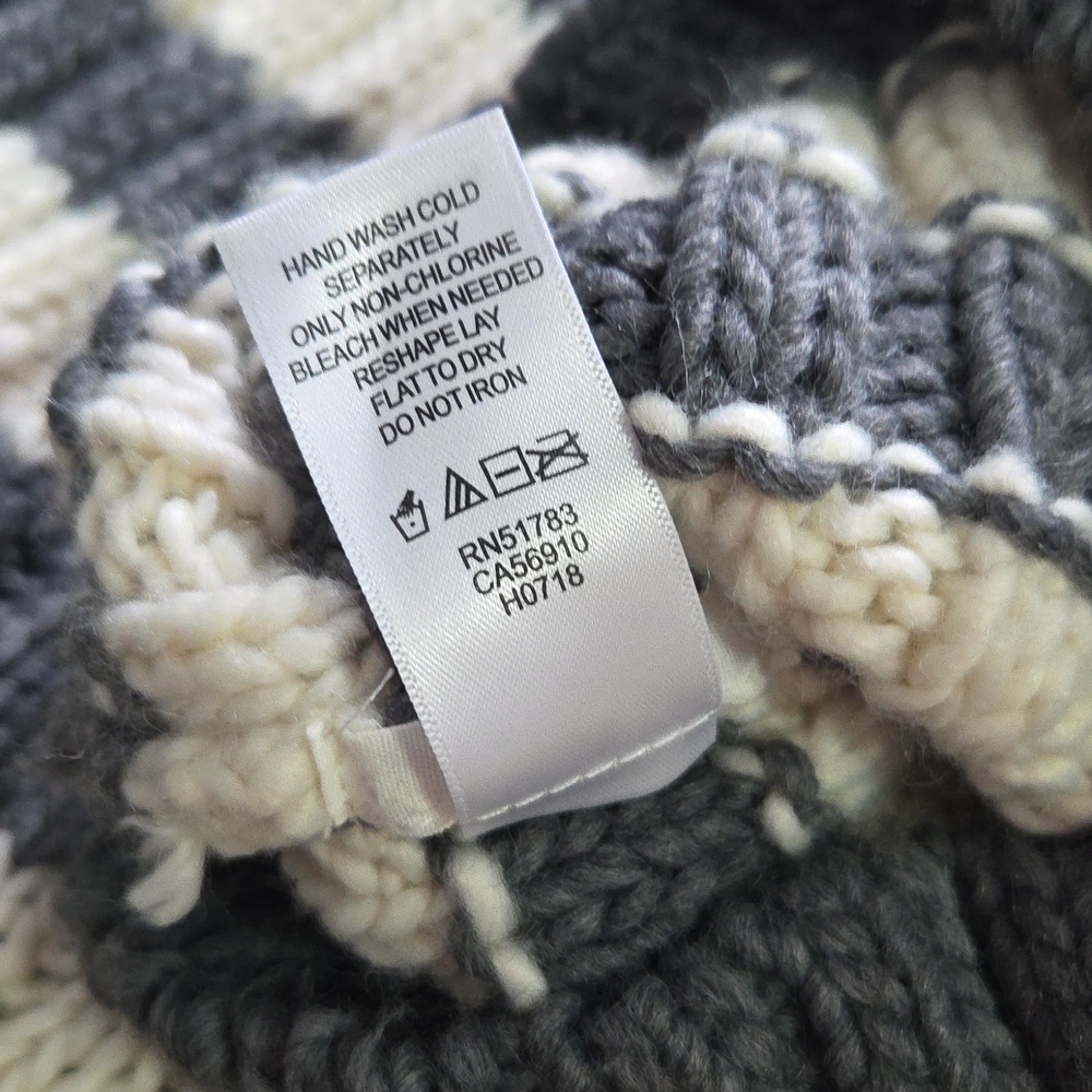 Maurices Toque And Scarf Set - Picture 2 of 3
